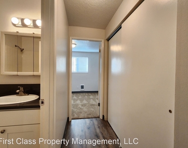 9555 Sw Hall Blvd, Unit 16 - Photo Thumbnail 9