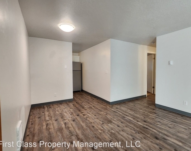 9555 Sw Hall Blvd, Unit 16 - Photo Thumbnail 2