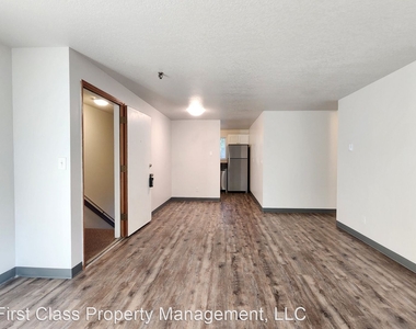 9555 Sw Hall Blvd, Unit 16 - Photo Thumbnail 1