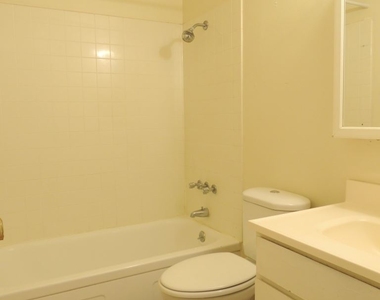 9555 Sw Hall Blvd, Unit 2 - Photo Thumbnail 11