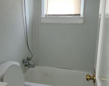 954 N Concord Street - Photo Thumbnail 10