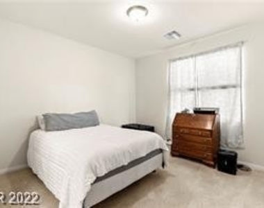 4211 Diya Avenue - Photo Thumbnail 34