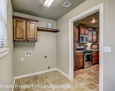 8905 Sw 55th Street - Photo Thumbnail 31