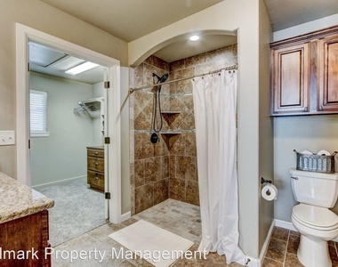 8905 Sw 55th Street - Photo Thumbnail 25