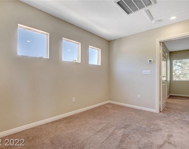 608 Blue Yucca Street - Photo Thumbnail 21