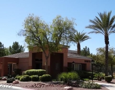 608 Blue Yucca Street - Photo Thumbnail 2