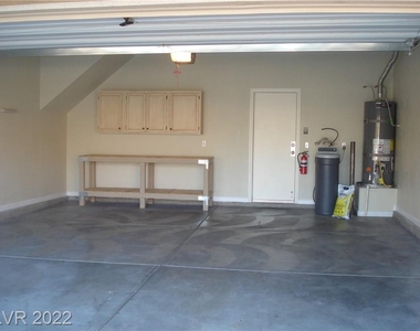 10729 Dobbs Avenue - Photo Thumbnail 18