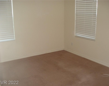 10729 Dobbs Avenue - Photo Thumbnail 9