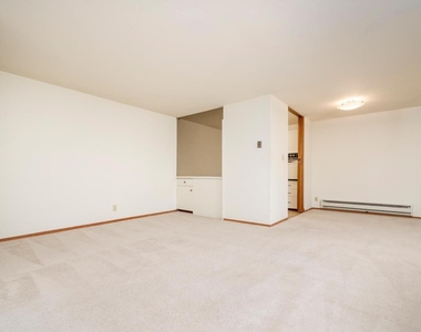 808 Laurel Ave 103 - Photo Thumbnail 8