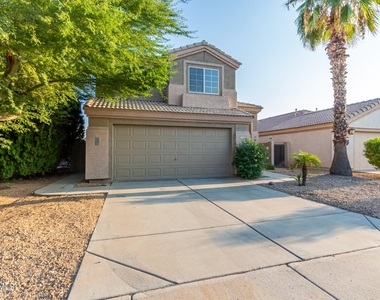 13623 W Desert Flower Drive - Photo Thumbnail 33