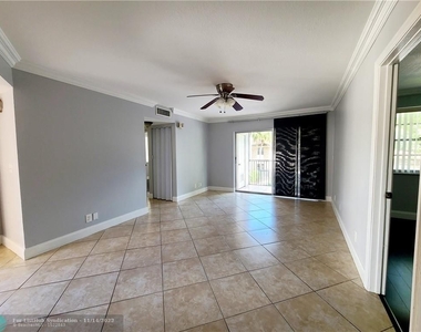 8387 Royal Palm Blvd - Photo Thumbnail 6