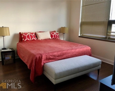 270 17th St Nw  #2308 - Photo Thumbnail 2