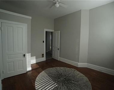 2125 Grove Avenue - Photo Thumbnail 3