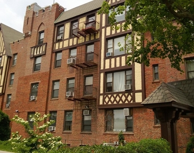 97 Cedarhurst Avenue - Photo Thumbnail 3