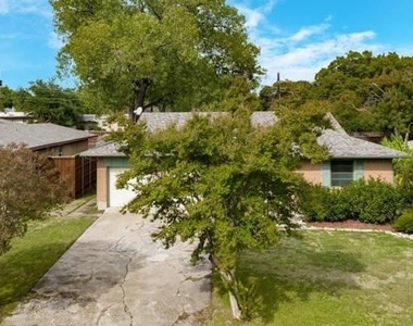 1222 R Delmont Drive - Photo Thumbnail 23