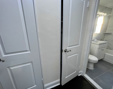1493 Shore Parkway - Photo Thumbnail 6
