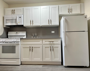 1493 Shore Parkway - Photo Thumbnail 2