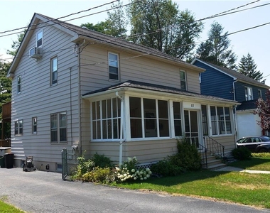 53 Penfield Avenue - Photo Thumbnail 1