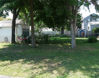 53 Penfield Avenue - Photo Thumbnail 19