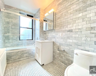 160 East 48th Street - Photo Thumbnail 5