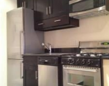 210 East 25th Street, Unit 3rw - Photo Thumbnail 2