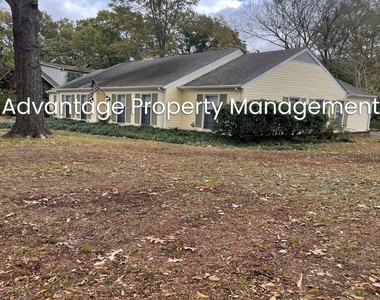 2584 Cedar Ridge Dr. - Photo Thumbnail 2