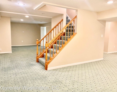 515 Norcross Way - Photo Thumbnail 41