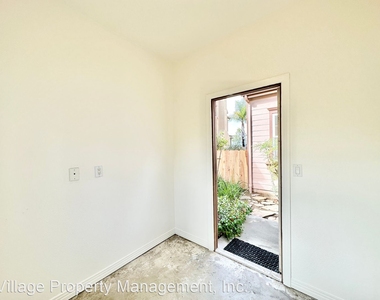 523 Poets Square - Photo Thumbnail 42