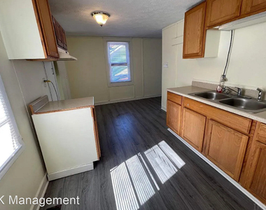 1305 E Vaile Avenue - Photo Thumbnail 1