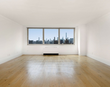 201 East 86th Street - Photo Thumbnail 3