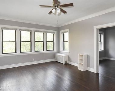 3255 W. Eastwood, Unit 4 - Photo Thumbnail 10