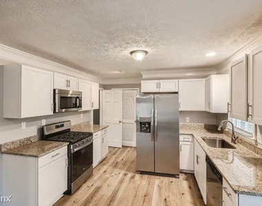 6900 Wade Road Unit - Photo Thumbnail 5