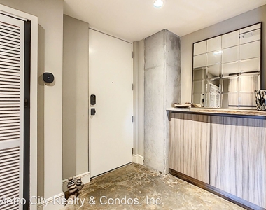 525 E Jackson St #608 - Photo Thumbnail 8