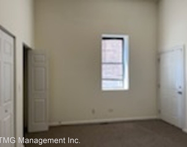 1260 N Greenview Ave. - Photo Thumbnail 17