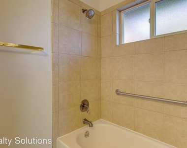 1922 Nw 143rd Ave, Unit 49 - Photo Thumbnail 15