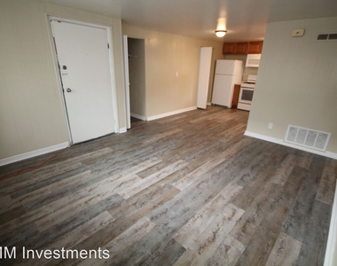 292 Broad Meadows Blvd - Photo Thumbnail 2