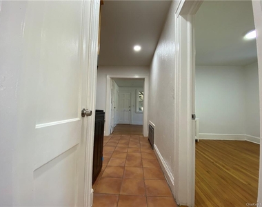 451 Warburton Avenue - Photo Thumbnail 2