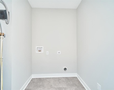 17173 Seaboard Place - Photo Thumbnail 26