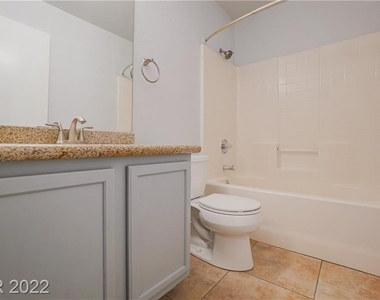 8625 Grand Pine Avenue - Photo Thumbnail 13