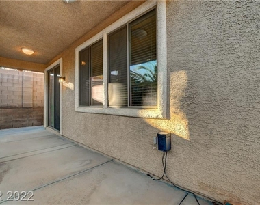 11215 Ivybridge Avenue - Photo Thumbnail 40