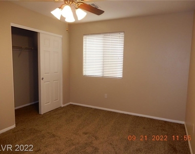 7442 Granada Willows Street - Photo Thumbnail 9