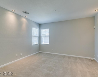 10729 Sapphire Vista Avenue - Photo Thumbnail 26