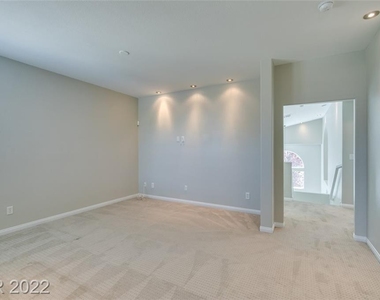 10729 Sapphire Vista Avenue - Photo Thumbnail 27