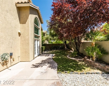 10729 Sapphire Vista Avenue - Photo Thumbnail 40