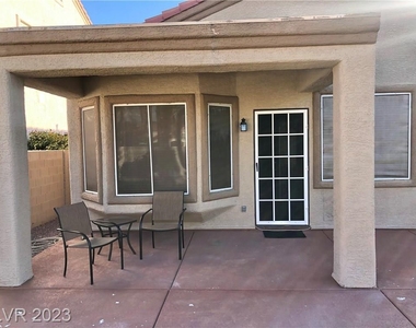 8028 Nestled Vista Avenue - Photo Thumbnail 18