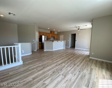 6140 Pine Villa Avenue - Photo Thumbnail 6