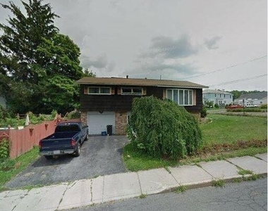 407 King Ave - Photo Thumbnail 0