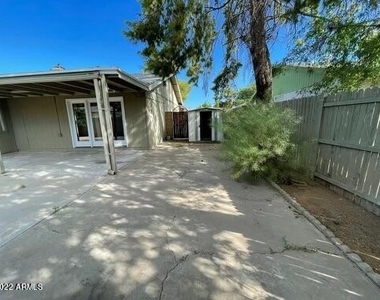 6041 W Mary Jane Lane - Photo Thumbnail 23