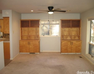 112 Ridgeview Dr. - Photo Thumbnail 6