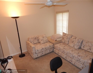 14460 Strathmore Ln - Photo Thumbnail 16